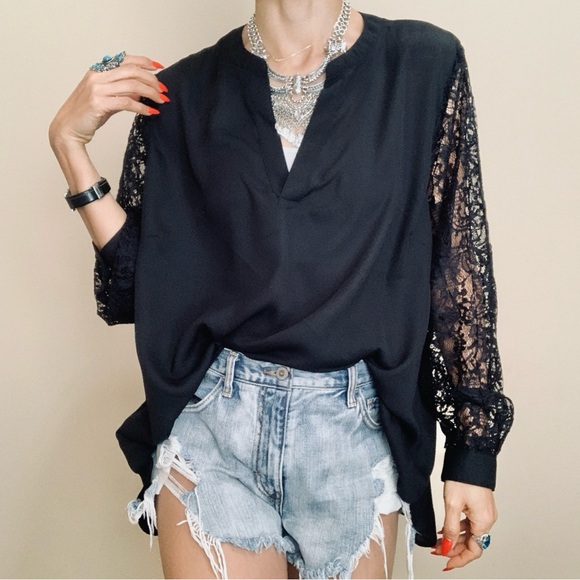 Tahari Tops - Brand New Tahari oversized blouse 2XL